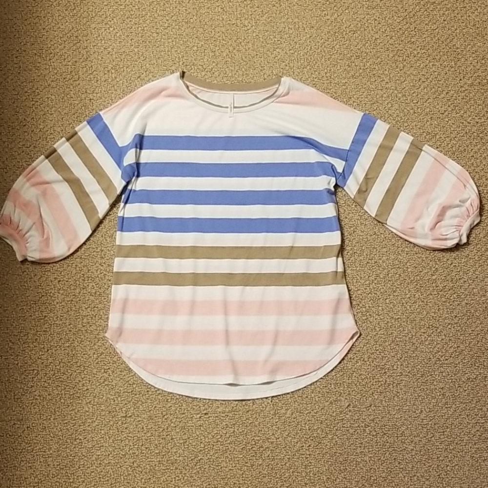 My Story 3/4 Sleeve M Top